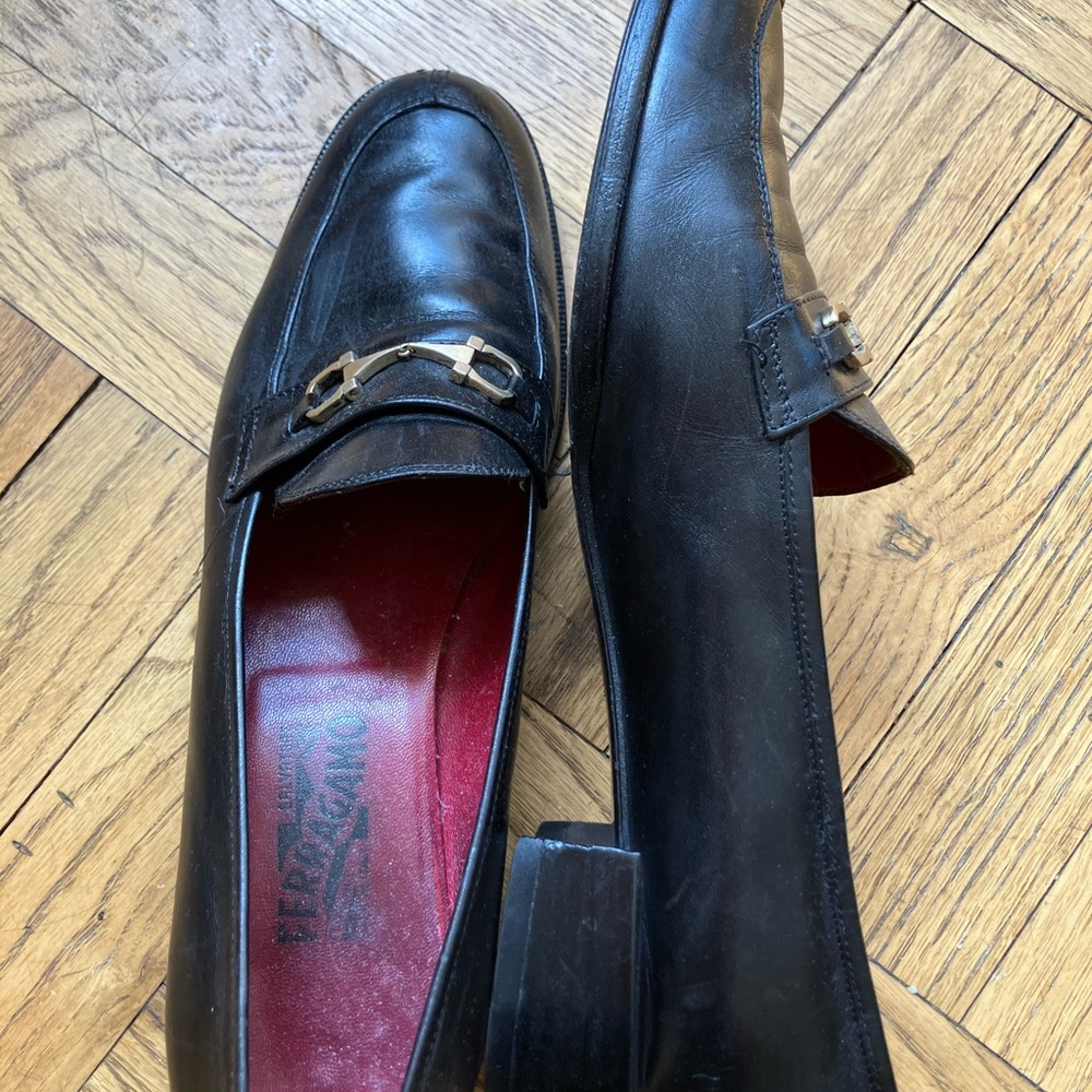 Salvatore Ferragamo Black Leather Loafers with Gold Accent - Picture 2 of 3